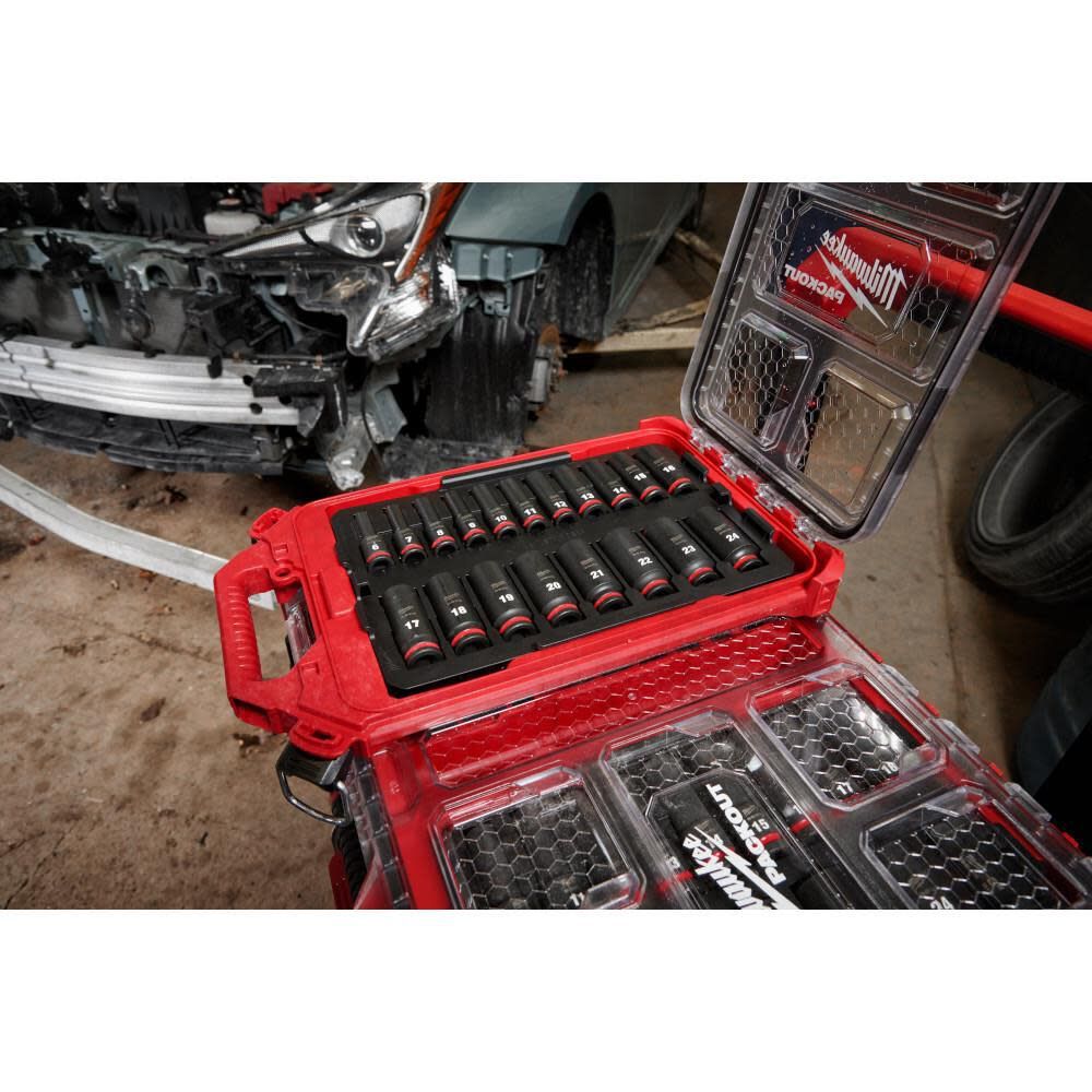 Milwaukee SHOCKWAVE 3/8" 19pc Impact Duty Socket Drive PACKOUT Set Milwaukee